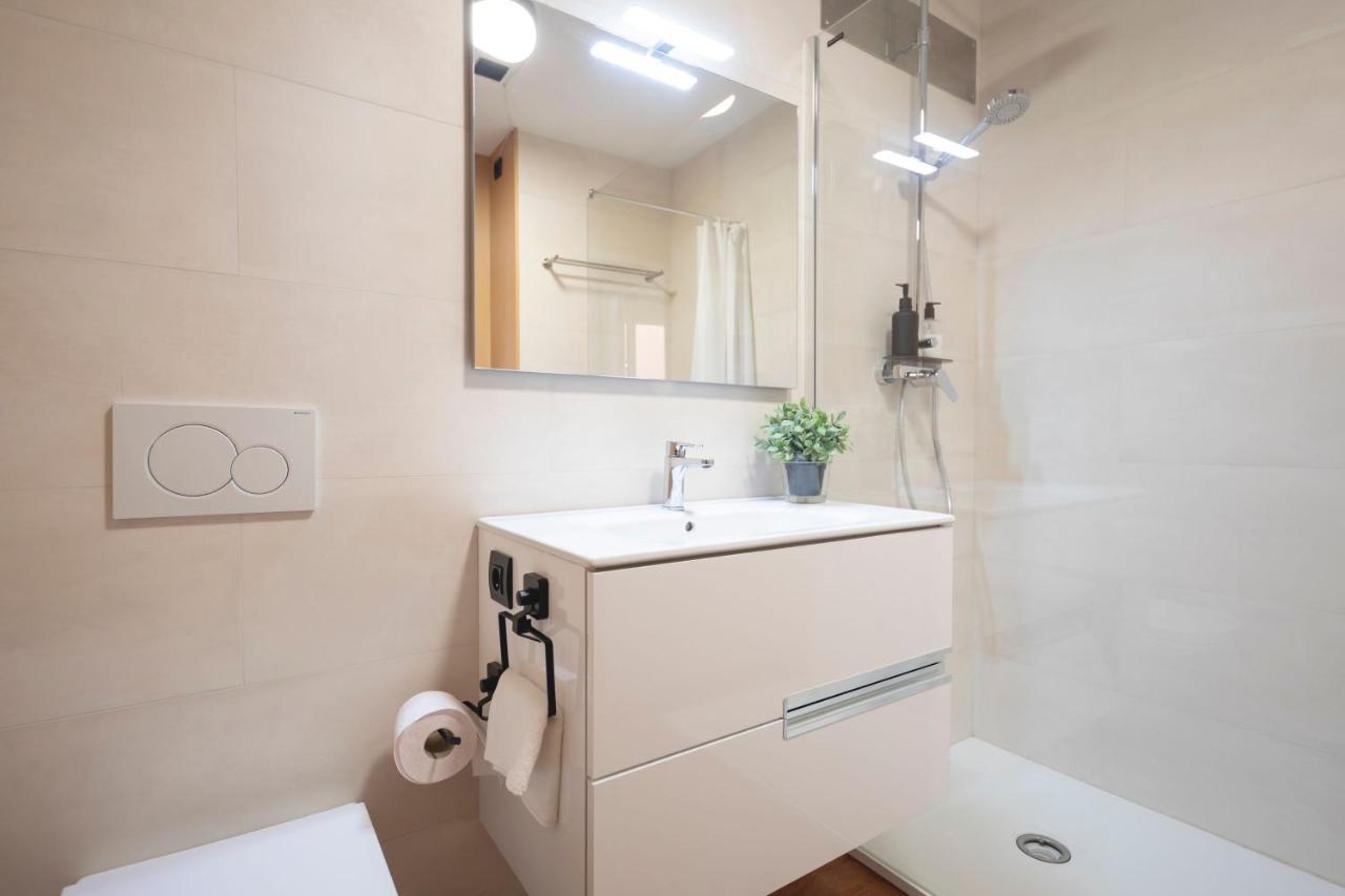 Bravissimo Casa Magnolia Apartment Girona Bagian luar foto